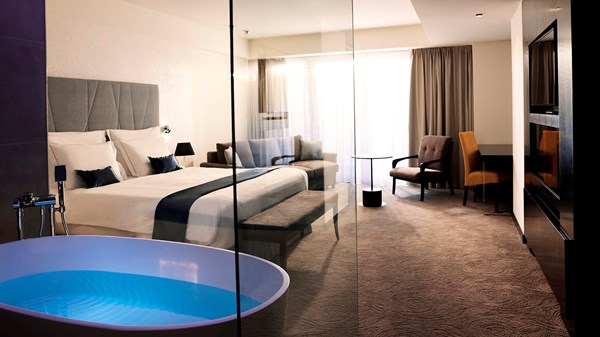 X Hotel Slovenija 5*