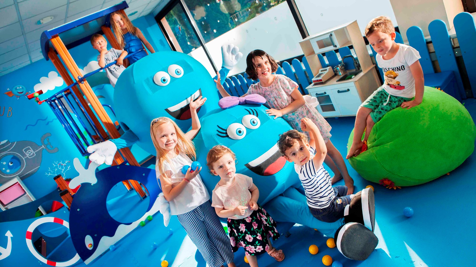 MORE ABOUT THE MINI KLUB