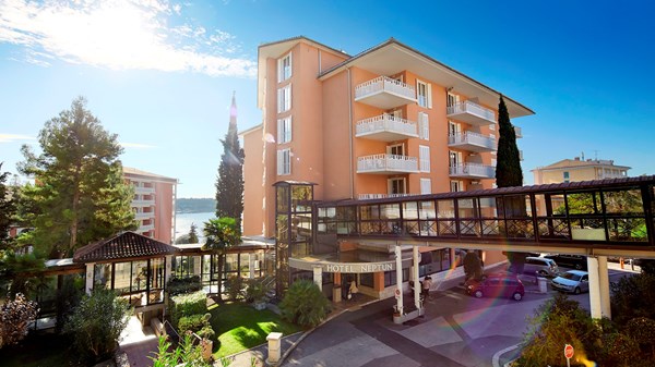 Act-ION Hotel Neptun 4*
