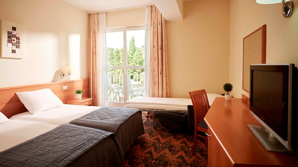 Hotel Riviera 4*