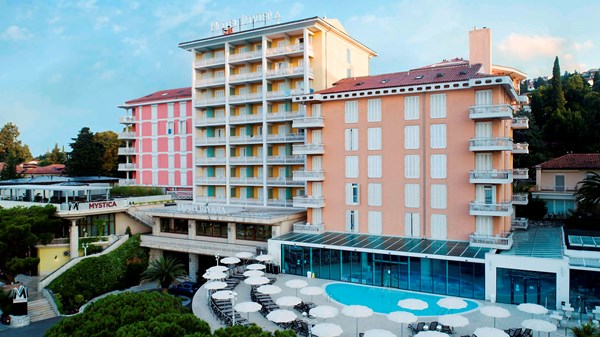 Hotel Riviera 4*