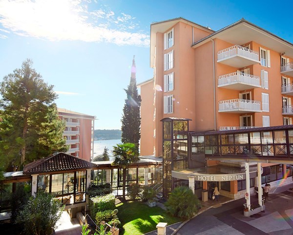 Act-ION Hotel Neptun </br>4*