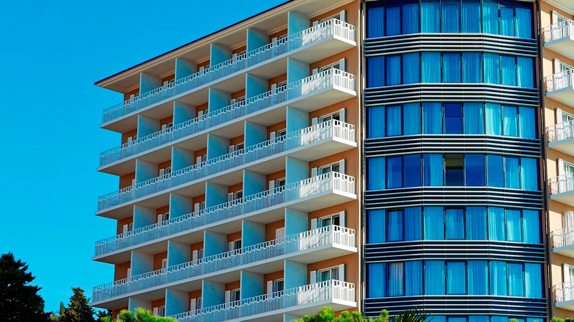 X Hotel Slovenija